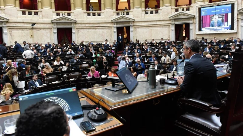 Diputados: la oposición busca llevar el escándalo $LIBRA al recinto