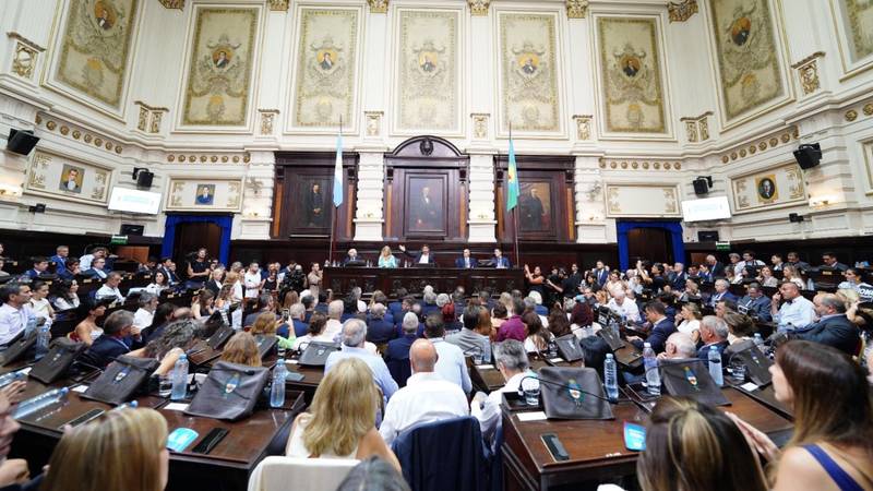 Kicillof se mostró como la alternativa a Milei e hizo foco en la seguridad