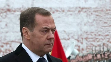 Rusia riñe a Macron por empujar a Europa hacia el abismo de una guerra mundial