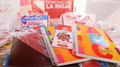 Vuelta a clases: La Rioja comenzó con la entrega de kits escolares gratuitos en diferentes puntos de la provincia Vuelta a clases: La Rioja comenzó con la entrega de kits escolares gratuitos en diferentes puntos de la provincia
