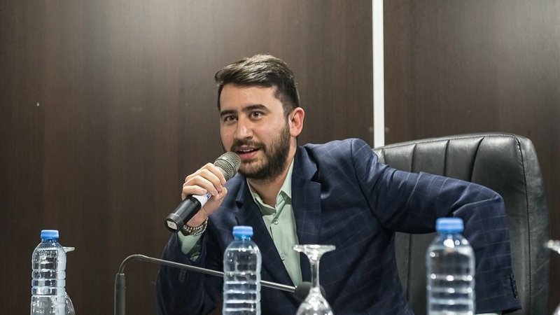 El peligroso pedido de un funcionario de Milei: "Que se armen" El peligroso pedido de un funcionario de Milei: "Que se armen"