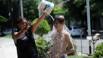 ola de calor. ola de calor.
