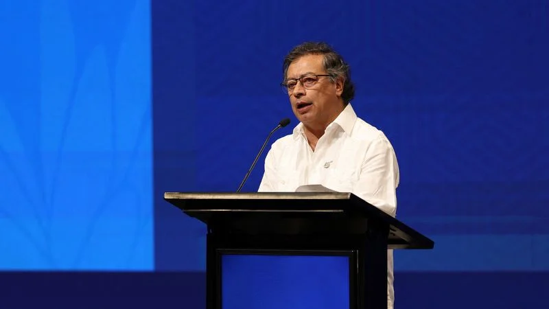 Ministro de Comercio de Colombia deja su cargo