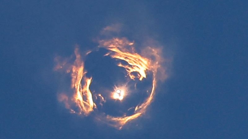 El Starhip de SpaceX explota en el espacio y los escombros vuelven a caer sobre el Caribe