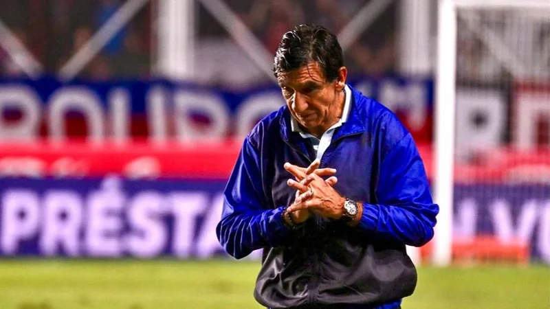 Gustavo Costas