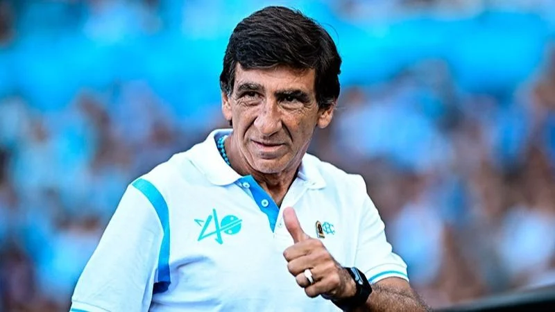 Racing Club, Gustavo Costas, Richard Sánchez.