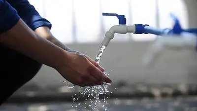 Canilla agua Canilla agua