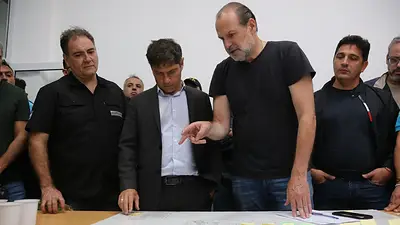 Kicillof, sobre Bahía Blanca: "El Estado bonaerense, junto al Municipio, puso todo lo que tenía a su alcance" Kicillof, sobre Bahía Blanca: "El Estado bonaerense, junto al Municipio, puso todo lo que tenía a su alcance"
