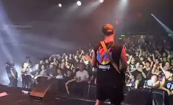 Guiño a Milei, la intensidad del calor y un power trío, el show de  Científicos del Palo | Música