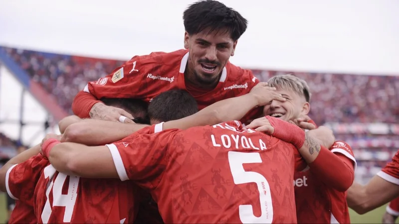 Independiente, Julio Vaccari, Racing, Iván Marcone, Santiago Montiel, fútbol argentino