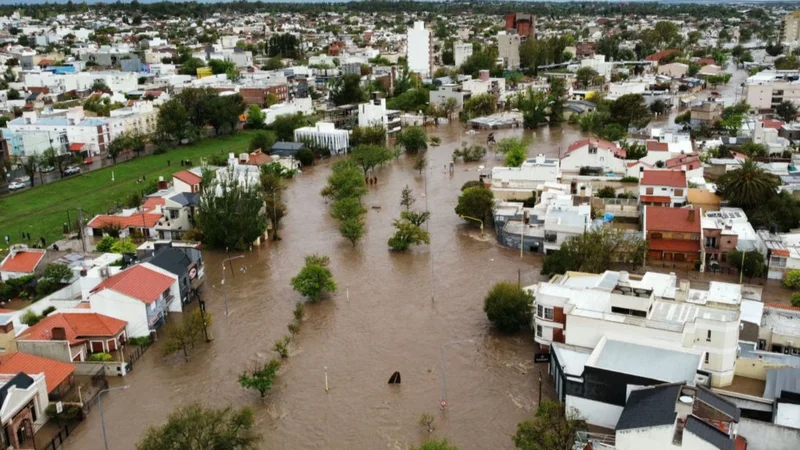 Temporal en Bahía Blanca: el club Riojano inició una campaña de donaciones para asistir a las familias afectadas de Buenos Aires