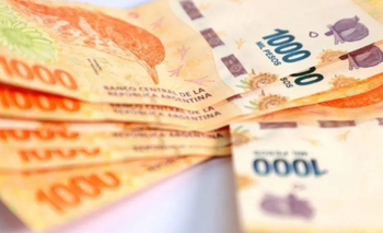 El salario mínimo volvió a caer en marzo y se desplomó 31% con Milei | Salario mínimo