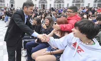 Obras en las escuelas: Kicillof inauguró la puesta en valor del Normal N°1 en La Plata | Provincia de buenos aires