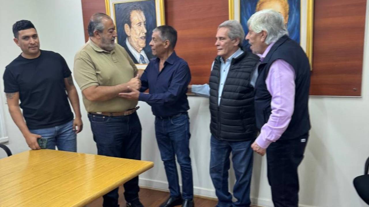 Presionada por las múltiples convocatorias, la CGT le muestra los dientes al Gobierno: marcha con jubilados y DDHH contra cepo a paritarias