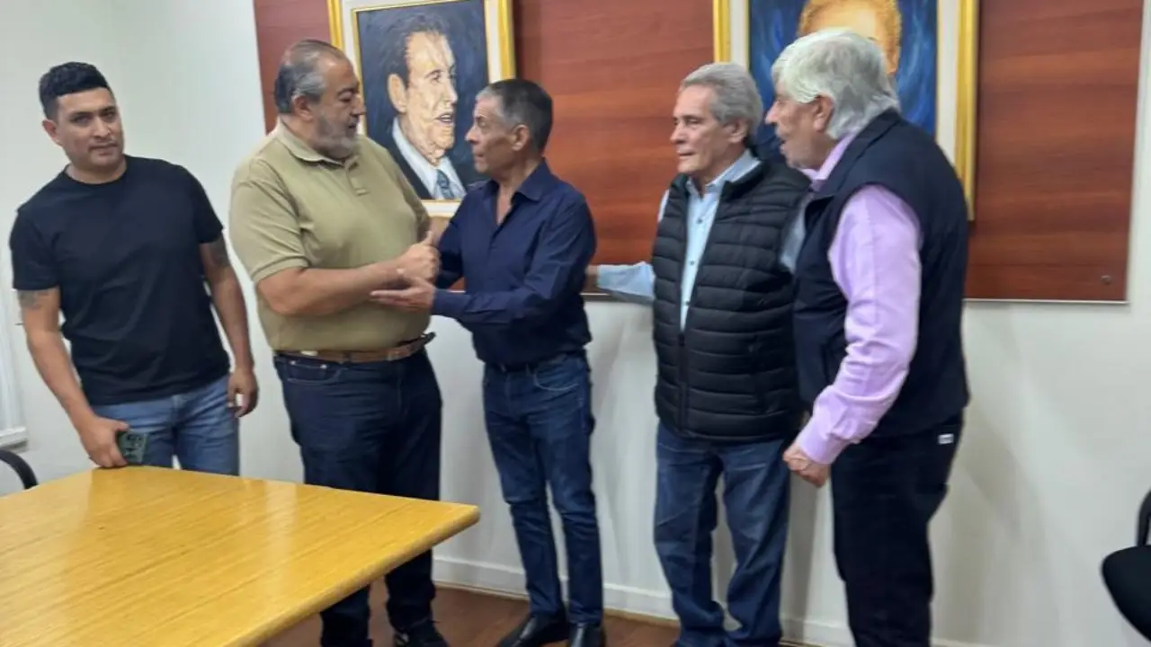 Presionada por las múltiples convocatorias, la CGT le muestra los dientes al Gobierno: marcha con jubilados y DDHH contra cepo a paritarias