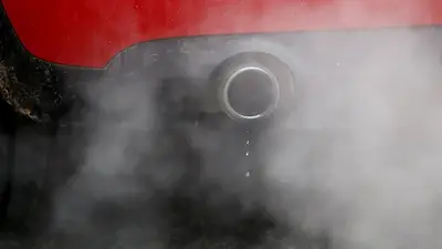 Un grupo del Parlamento Europeo impugnará este año la prohibición de los motores de combustión Un grupo del Parlamento Europeo impugnará este año la prohibición de los motores de combustión