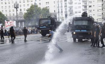 Horas clave en el gobierno de Milei, entre el Congreso y la calle | Javier milei presidente