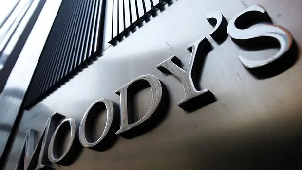 Moody’s anticipó el fin del “riesgo kuka” y le dio blindaje al ajuste para 2027 | Ajuste