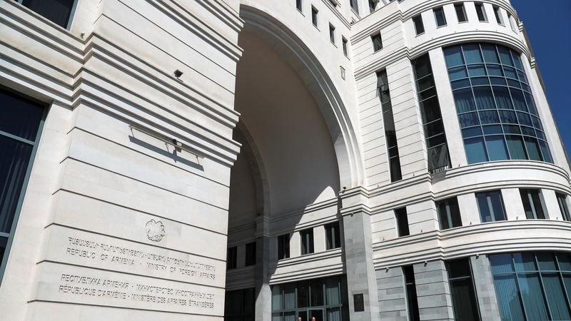 Armenia se declara dispuesta a firmar un acuerdo de paz con Azerbaiyán