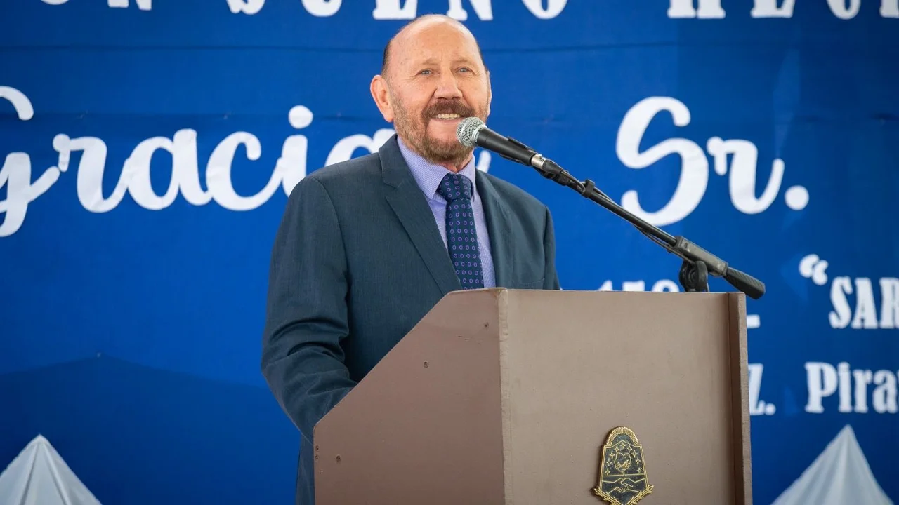 El emotivo mensaje de Insfrán por el Día del Trabajador: "Sigamos unidos y organizados"