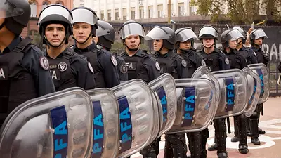 Salarios policías Salarios policías