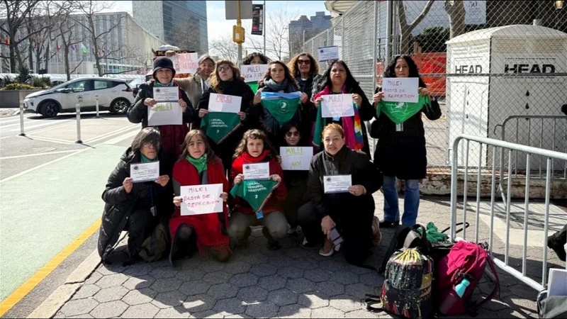 Organizaciones feministas denunciaron ante la ONU la represión de Milei