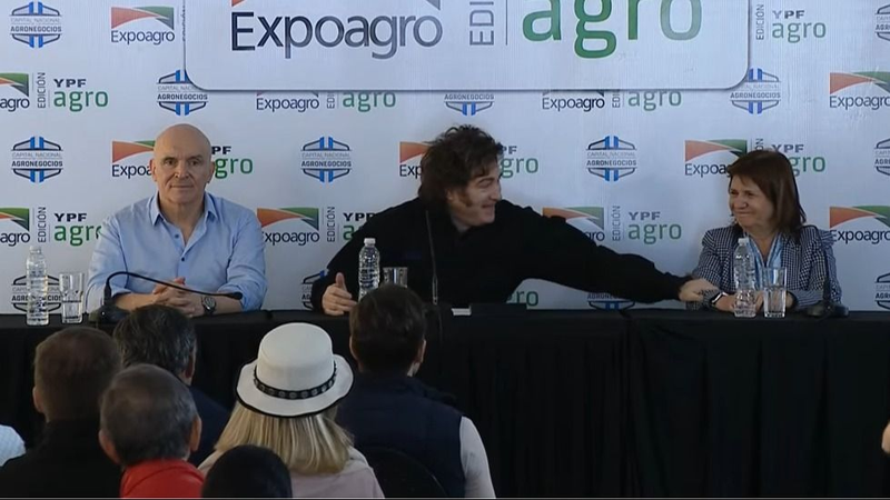Milei respaldo a Bullrich y amenazó a los jubilados por la próxima marcha: "Voy a acelerar más" Milei respaldo a Bullrich y amenazó a los jubilados por la próxima marcha: "Voy a acelerar más"