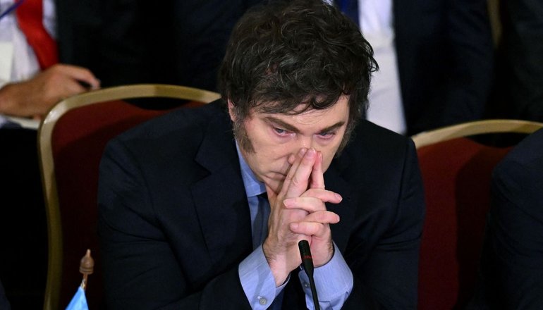 Encuestas 2025: más de la mitad de la gente quiere que Milei pierda las elecciones