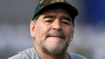 Juicio por la muerte de Maradona: explotó la interna familiar por la marca de Diego Juicio por la muerte de Maradona: explotó la interna familiar por la marca de Diego