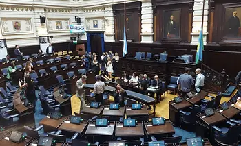 Millones de endeudados y morosos: la legislatura bonaerense trata 14 proyectos de ley | Provincia de buenos aires