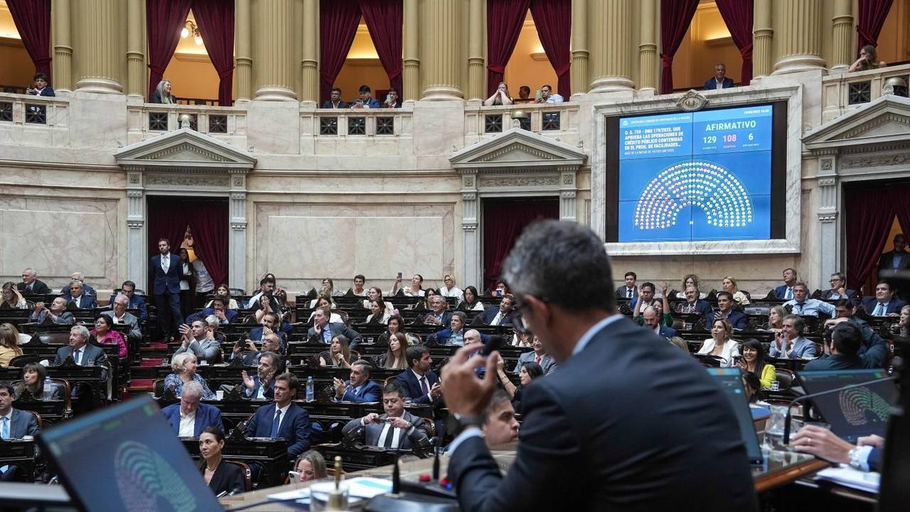 La oposición apura a Menem para que abra Diputados y trate temas que Milei rechaza