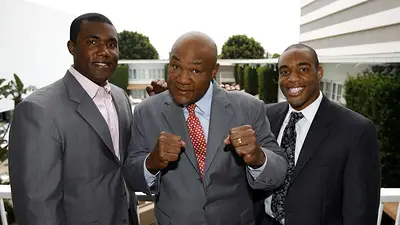 George Foreman, excampeón de peso pesado y un vendedor inigualable, muere a los 76 años George Foreman, excampeón de peso pesado y un vendedor inigualable, muere a los 76 años