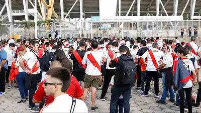 Prohíben el ingreso a estadios a deudores alimentarios en la Ciudad de Buenos Aires Prohíben el ingreso a estadios a deudores alimentarios en la Ciudad de Buenos Aires