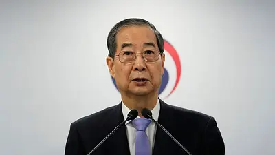 Un tribunal surcoreano restituye al primer ministro destituido como presidente en funciones Un tribunal surcoreano restituye al primer ministro destituido como presidente en funciones