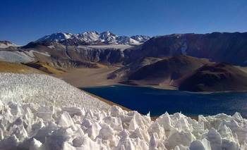 Milei va por la balcanización de los recursos naturales ofrendados a EE.UU | Ley de glaciares