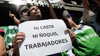 Milei pasó a disponibilidad a cientos de estatales del INTA y denuncian que "es ilegal" Milei pasó a disponibilidad a cientos de estatales del INTA y denuncian que "es ilegal"