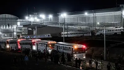 Administración Trump expondrá la defensa de las deportaciones de Venezuela pese a la orden de un juez Administración Trump expondrá la defensa de las deportaciones de Venezuela pese a la orden de un juez