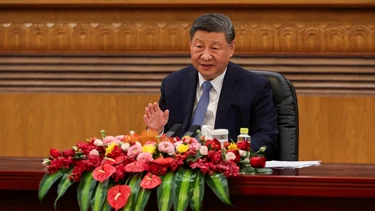 Xi insta a los CEO de empresas mundiales a proteger el comercio ante los aranceles de Trump