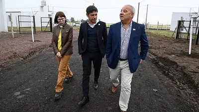 Kicillof apuntó contra Milei: “El Presidente tiene como prioridad a los sectores más ricos: para ellos trabajan y para ellos gobiernan” Kicillof apuntó contra Milei: “El Presidente tiene como prioridad a los sectores más ricos: para ellos trabajan y para ellos gobiernan”