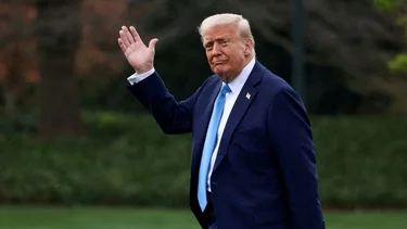 Trump dice que no está bromeando sobre la posibilidad de un tercer mandato presidencial