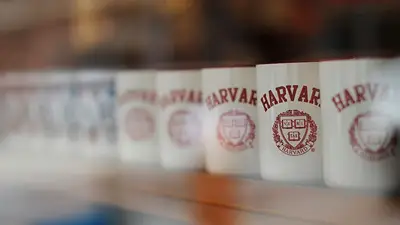 Gobierno de EEUU examina subvenciones y contratos federales con Harvard por presunto antisemitismo Gobierno de EEUU examina subvenciones y contratos federales con Harvard por presunto antisemitismo