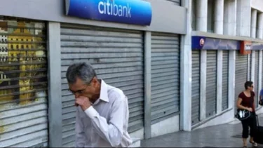 ¿Hoy es feriado? Qué pasa con los bancos el 2 de mayo