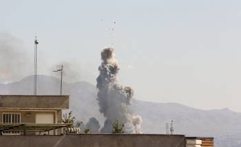 Tras la muerte de Jamenei, Israel bombardea Teherán e Irán multiplica sus ataques | Irán