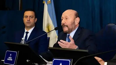 "Sumisión de nuestra patria": Insfrán cuestionó el vínculo de Milei con EEUU en la 53° apertura de sesiones ordinarias "Sumisión de nuestra patria": Insfrán cuestionó el vínculo de Milei con EEUU en la 53° apertura de sesiones ordinarias