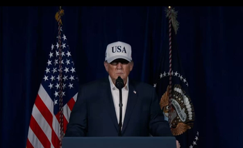 Trump afirmó que mataron a 48 líderes iraníes y que hablará con las nuevas autoridades | Trump atacó irán