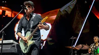 Andrés Calamaro. Andrés Calamaro.