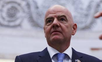 Infantino pidió que los futbolistas que se tapen la boca al hablar sean expulsados | Fifa 