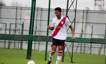 Quién es Jonathan Spiff, el nigeriano que juega en la Reserva de River: su historia | River plate
