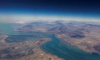 Trump promete garantizar el paso por Ormuz con seguros de riesgo y barcos de guerra | Trump atacó irán