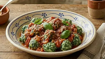 Malfattis con salsa Malfattis con salsa